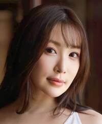 메가미 준 / 女神ジュン / Jun Megami - SETFLIX